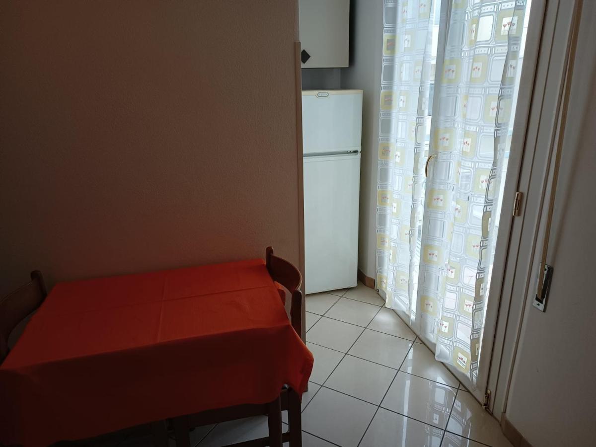 Appartamenti Carlotta Rimini Extérieur photo