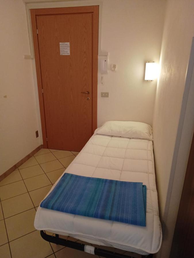 Appartamenti Carlotta Rimini Extérieur photo